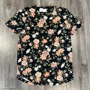 A&F - Floral Short-Sleeve Shirt